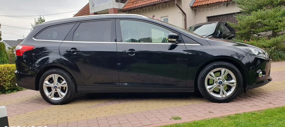 Ford Focus cena 24999 przebieg: 211000, rok produkcji 2012 z Pasłęk małe 631